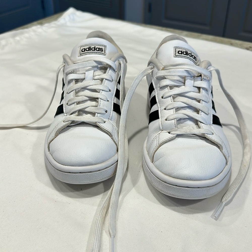 Addidas sneakers used in good condition